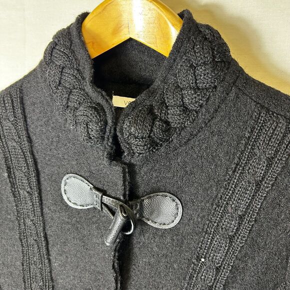 Venario NWT Women's Black Boiled Wool Cable Knit Toggle Cardigan Sweater Sz M - Picture 4 of 15